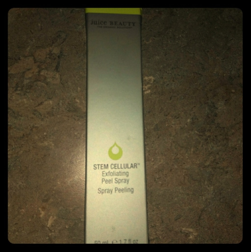 Juice Beauty- stem cellular exfoliating peel spray